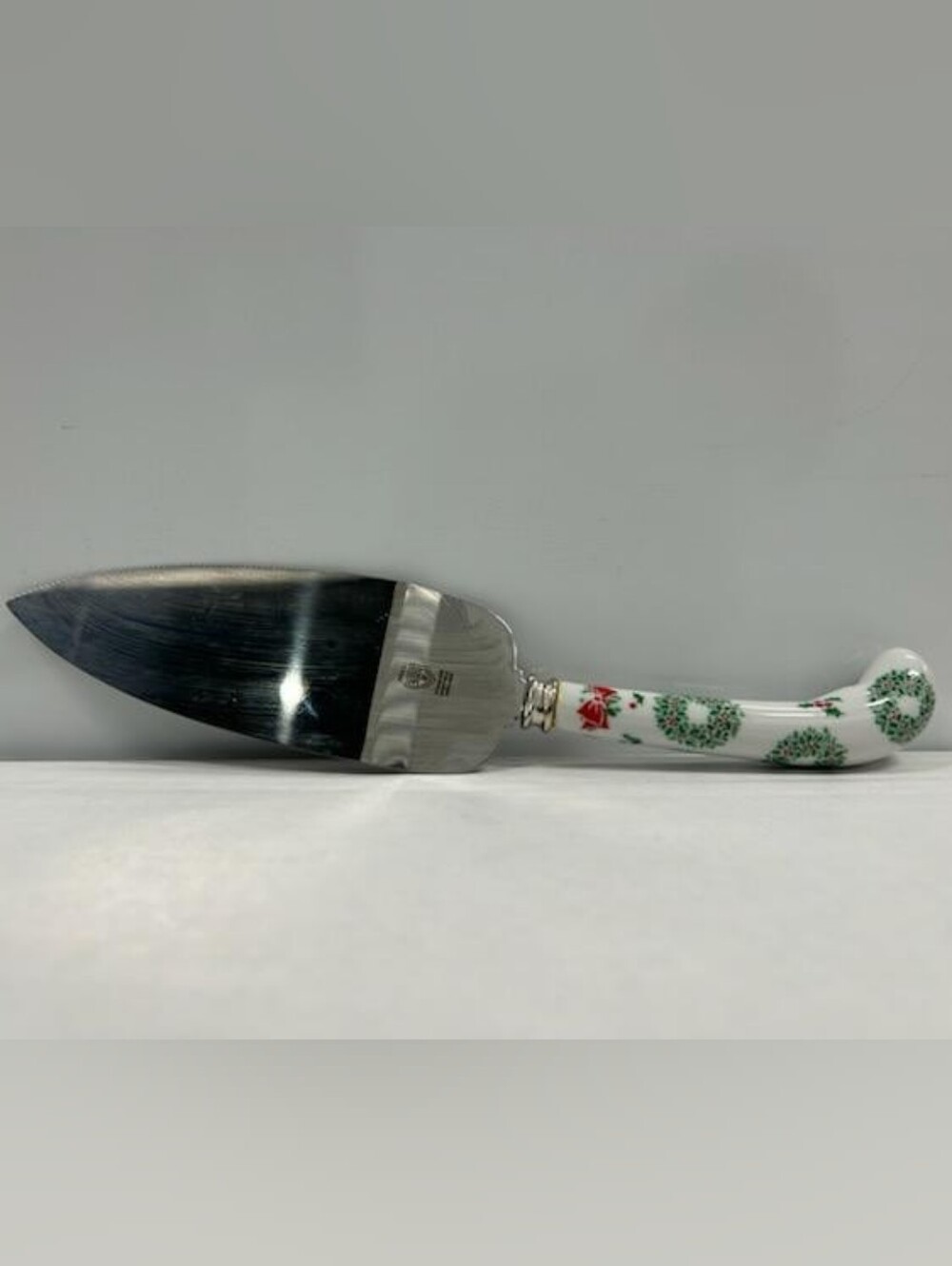 Prill Christmas Holiday Pie Cake Server Stainless Steel Sheffield England Wreath